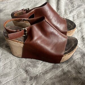 Pierre Dumas Brown Leather Wedges